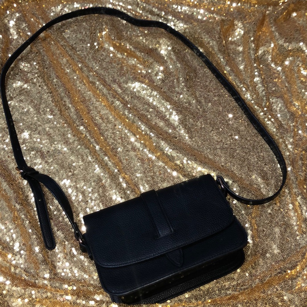 Black purse